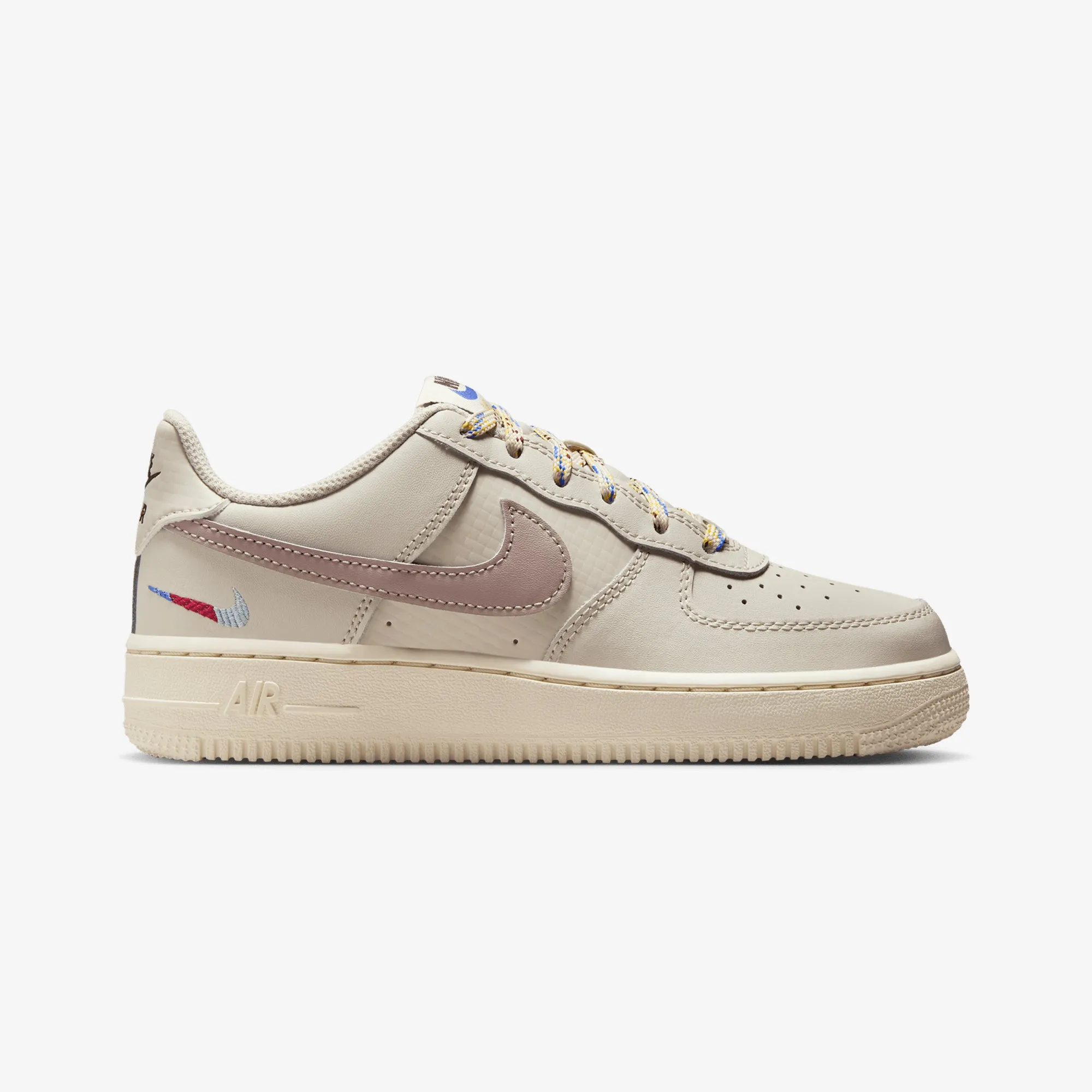 Toe Guard Month Strong NIKE | AIR FORCE 1 LV8 1 (GS) { LT OREWOOD BRN/MALT-BURGUNDY CRUSH