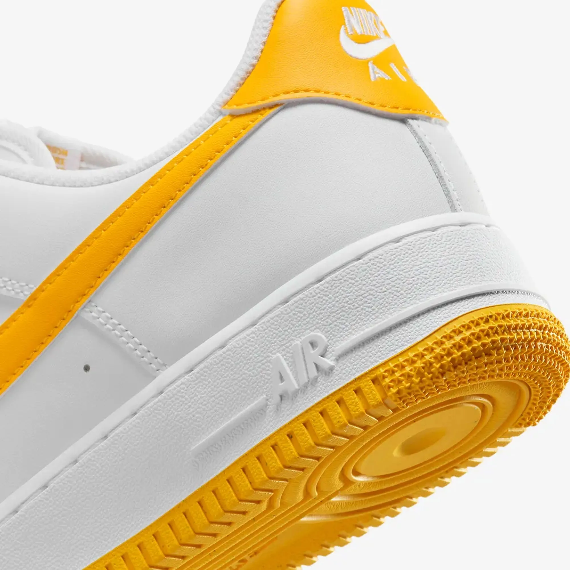 NIKE | AIR FORCE 1 '07 { WHITE/UNIVERSITY GOLD-WHITE All Comfort Italian Glam