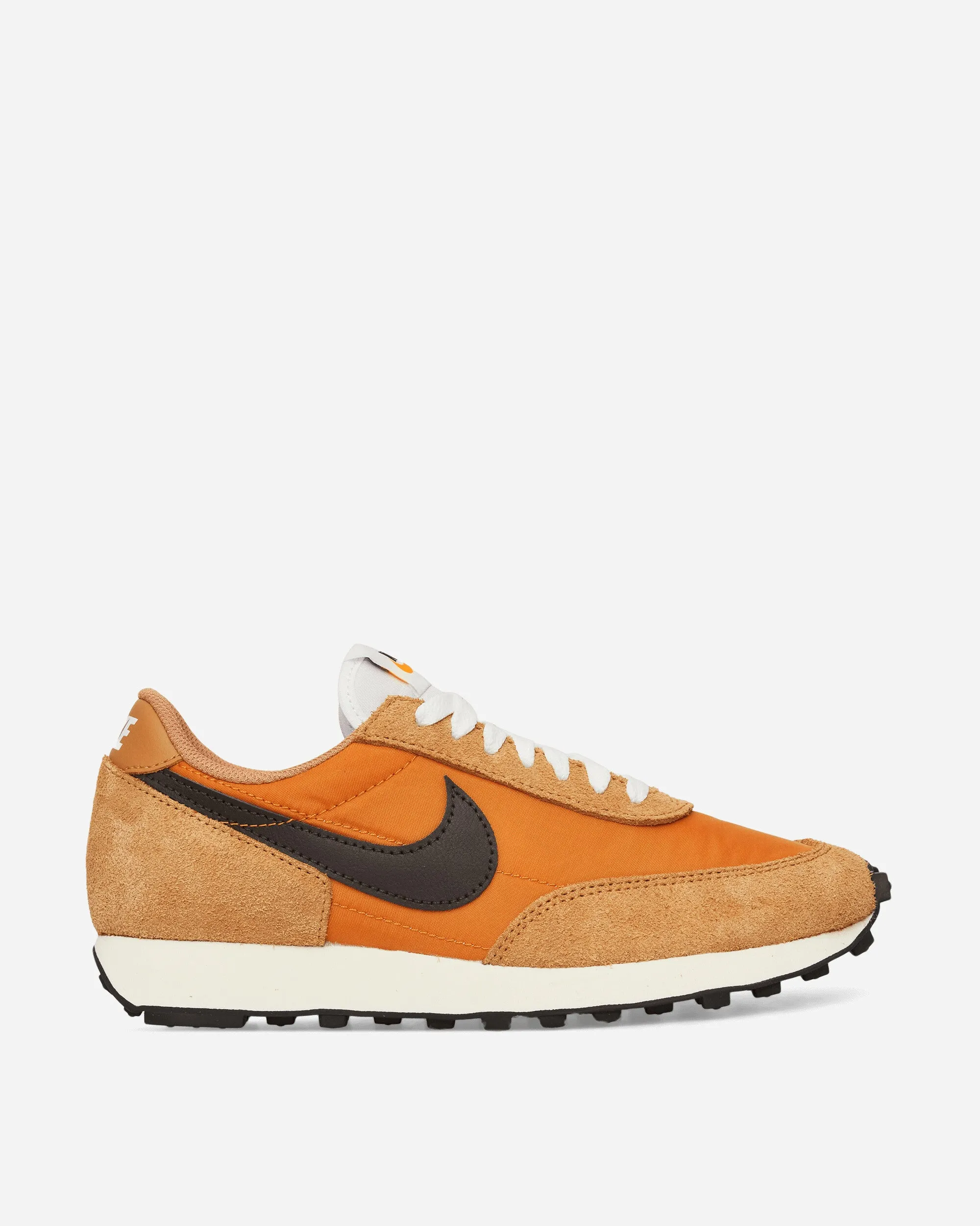 Daybreak Sneakers Flax / Velvet Brown Meta Move Galaxy Tone