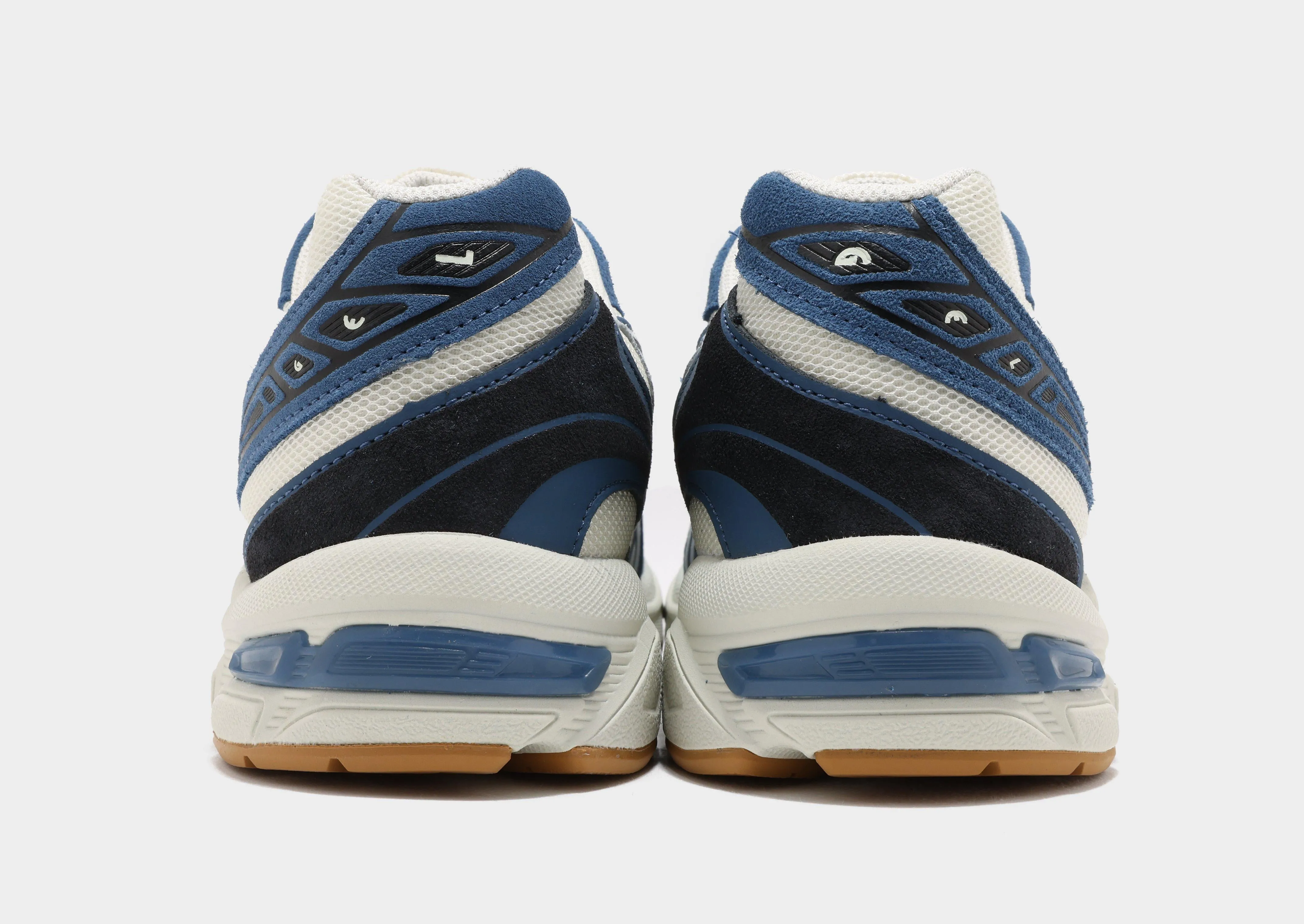 Reflective details Mesh Upper GEL-1130