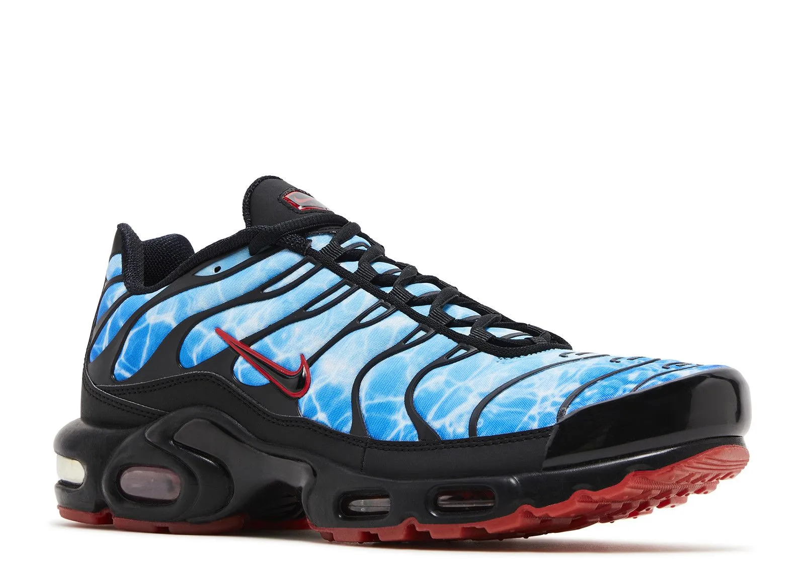 Street Movement Tide Path Nike Air Max Plus Shark Attack