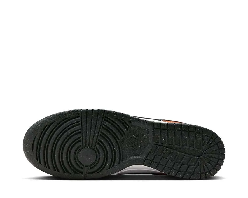 Nike Dunk Low Easy Step Free Move