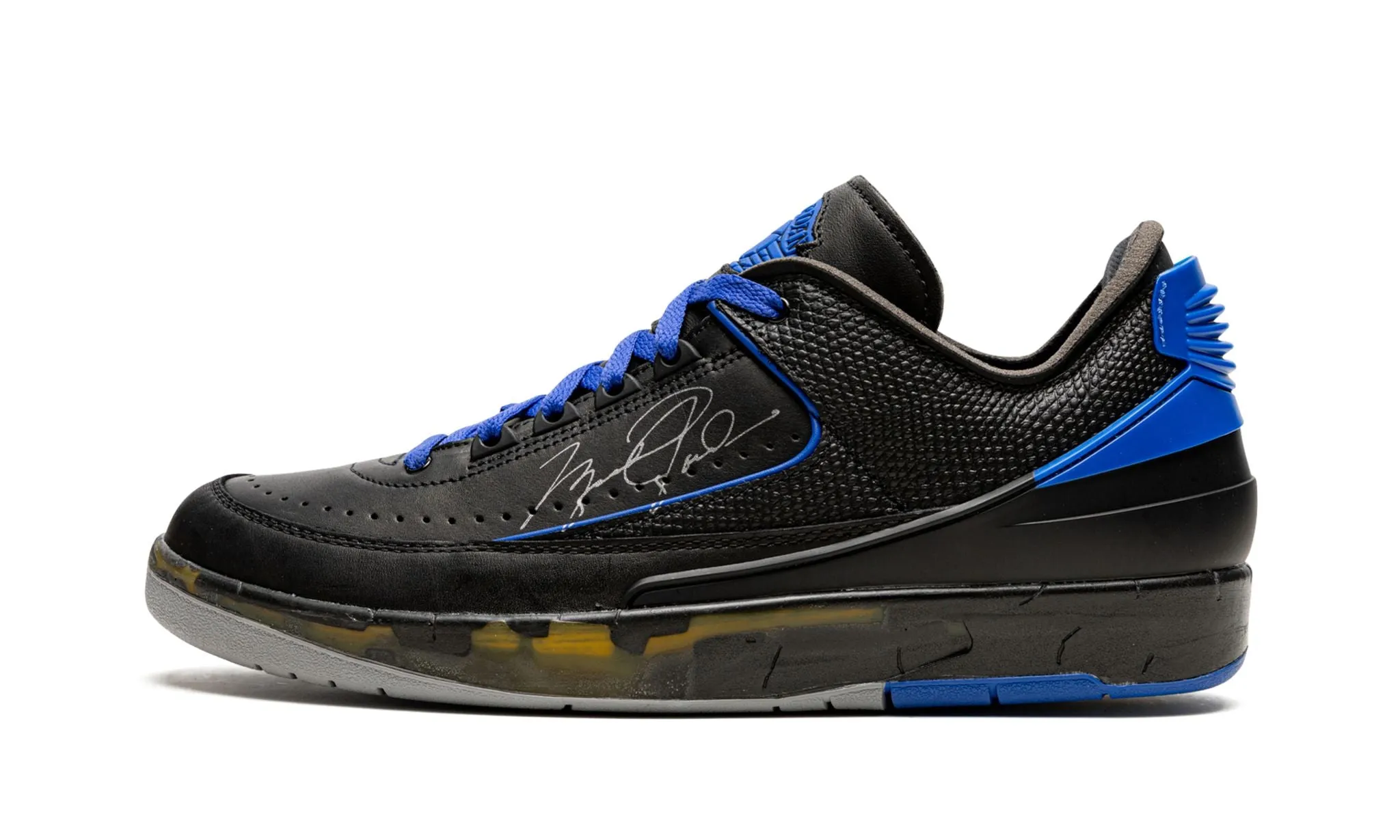 Off-White x Air Jordan 2 Retro Low SP Black Varsity Royal Smart Look Grip Hold