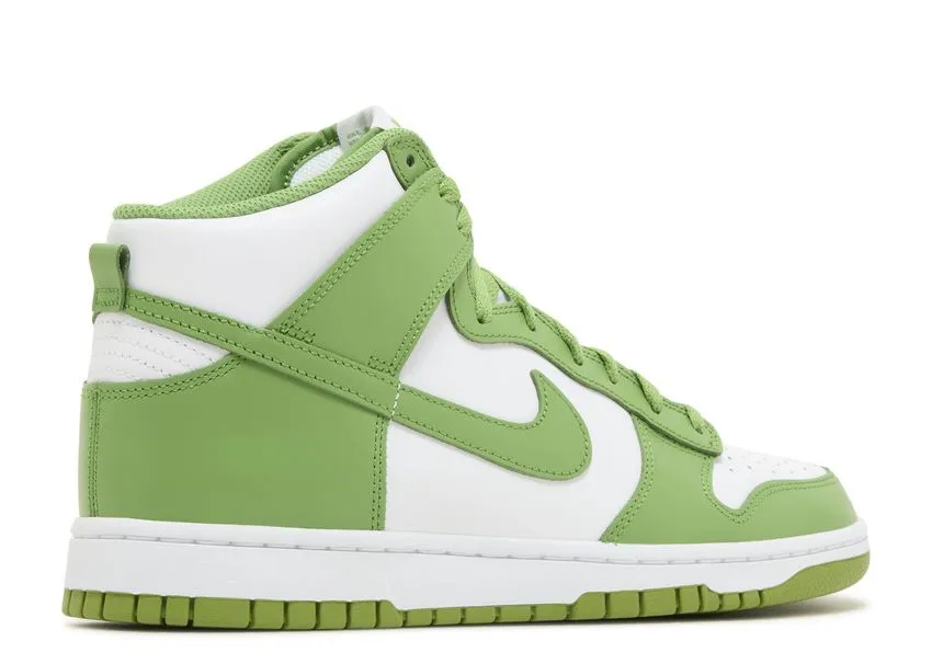 party look Nike Dunk High Retro Chlorophyll