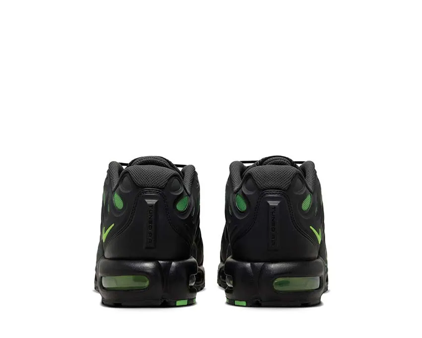 Nike Air Max Plus Drift Urban Feel Peak Path