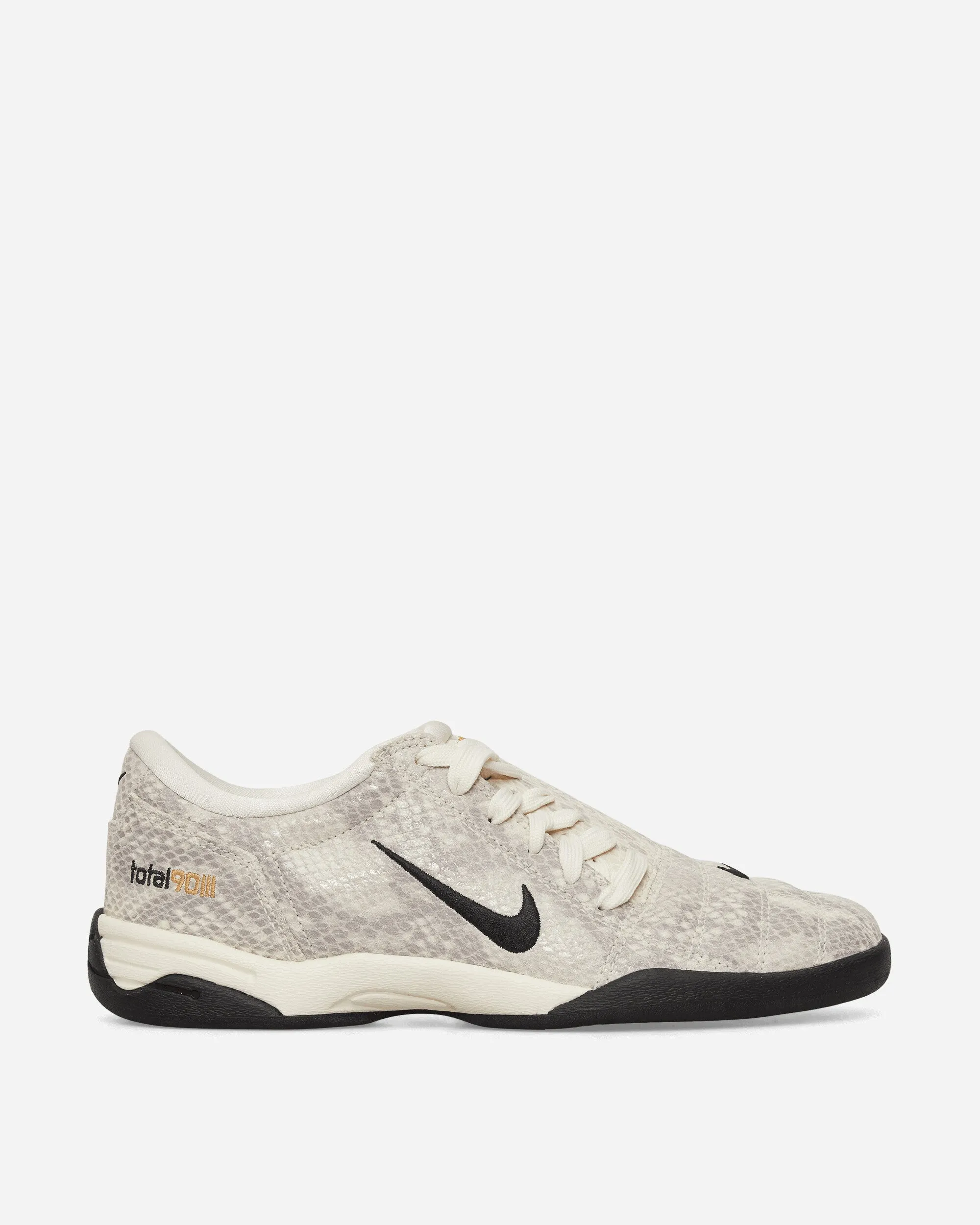 Women's Total 90 Sneakers Pale Ivory / Black Ventilated