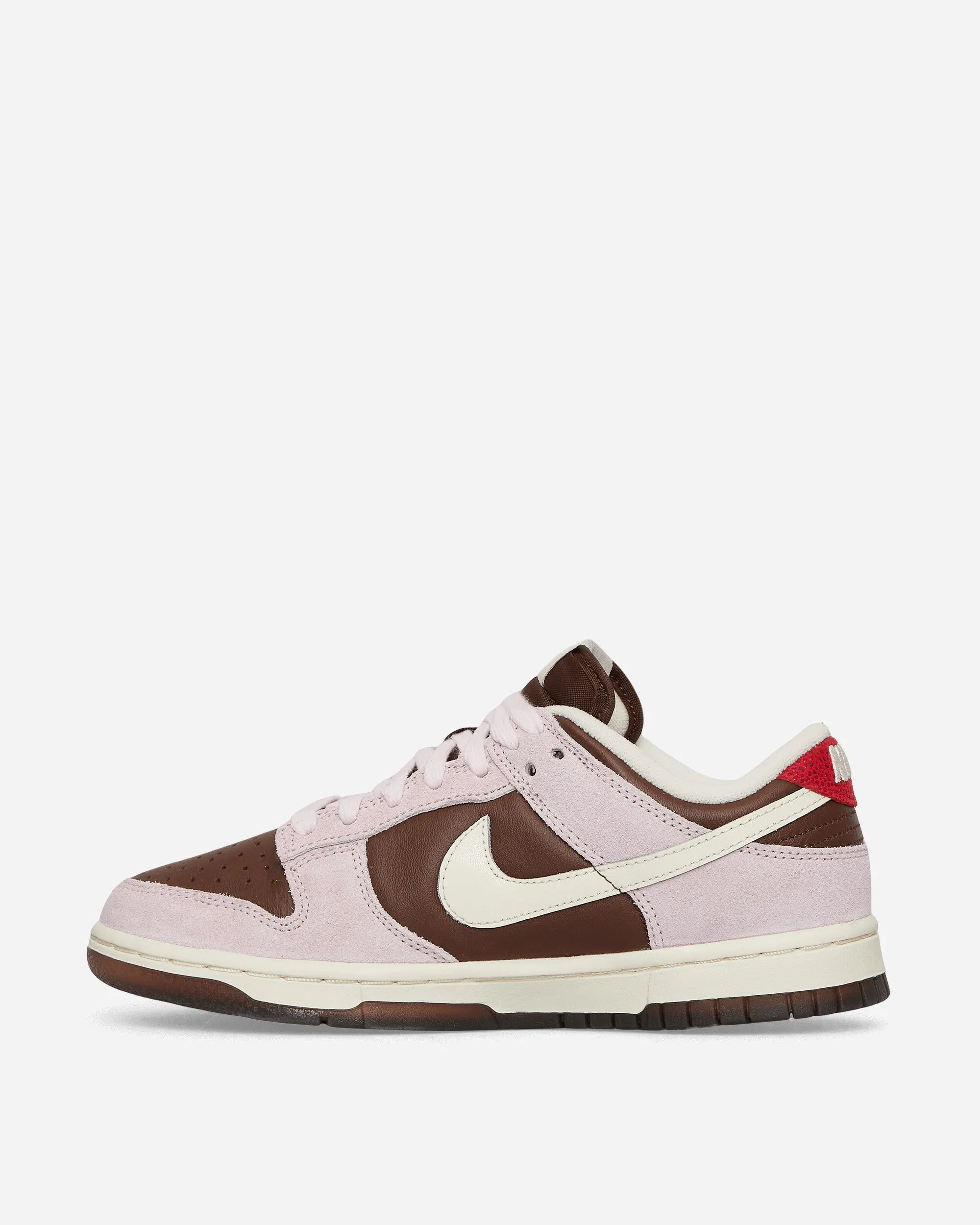Women's Dunk Low Sneakers Cacao Wow / Pink Foam Wind Safe Park Day