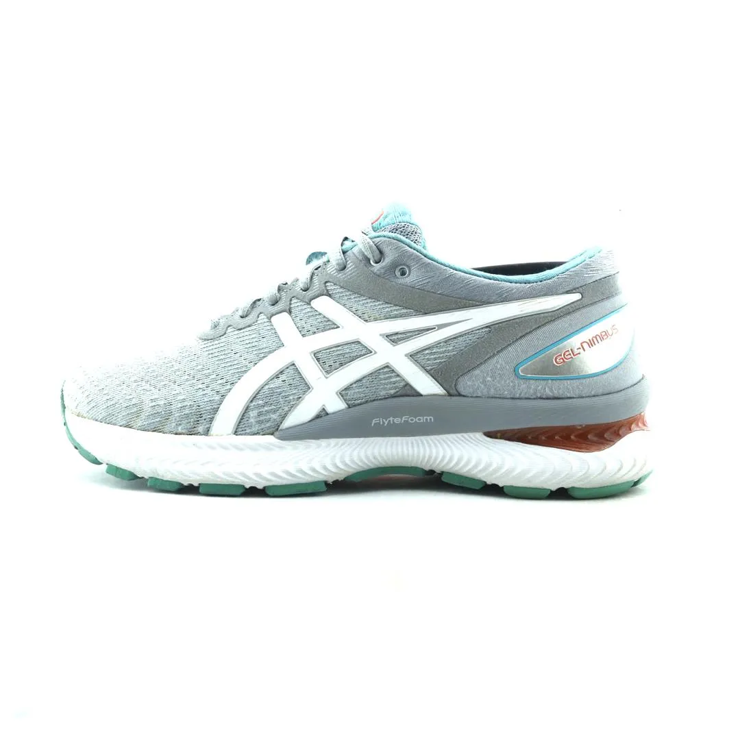 Celebrity Vibe All Time ASICS GEL-NIMBUS 22