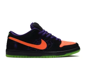 Nike SB Dunk Low Night of Mischief Midday Step