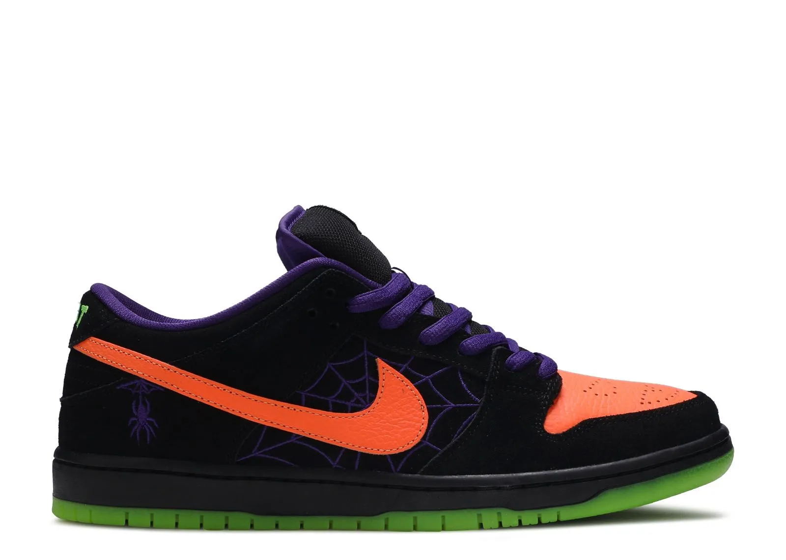 Nike SB Dunk Low Night of Mischief Midday Step
