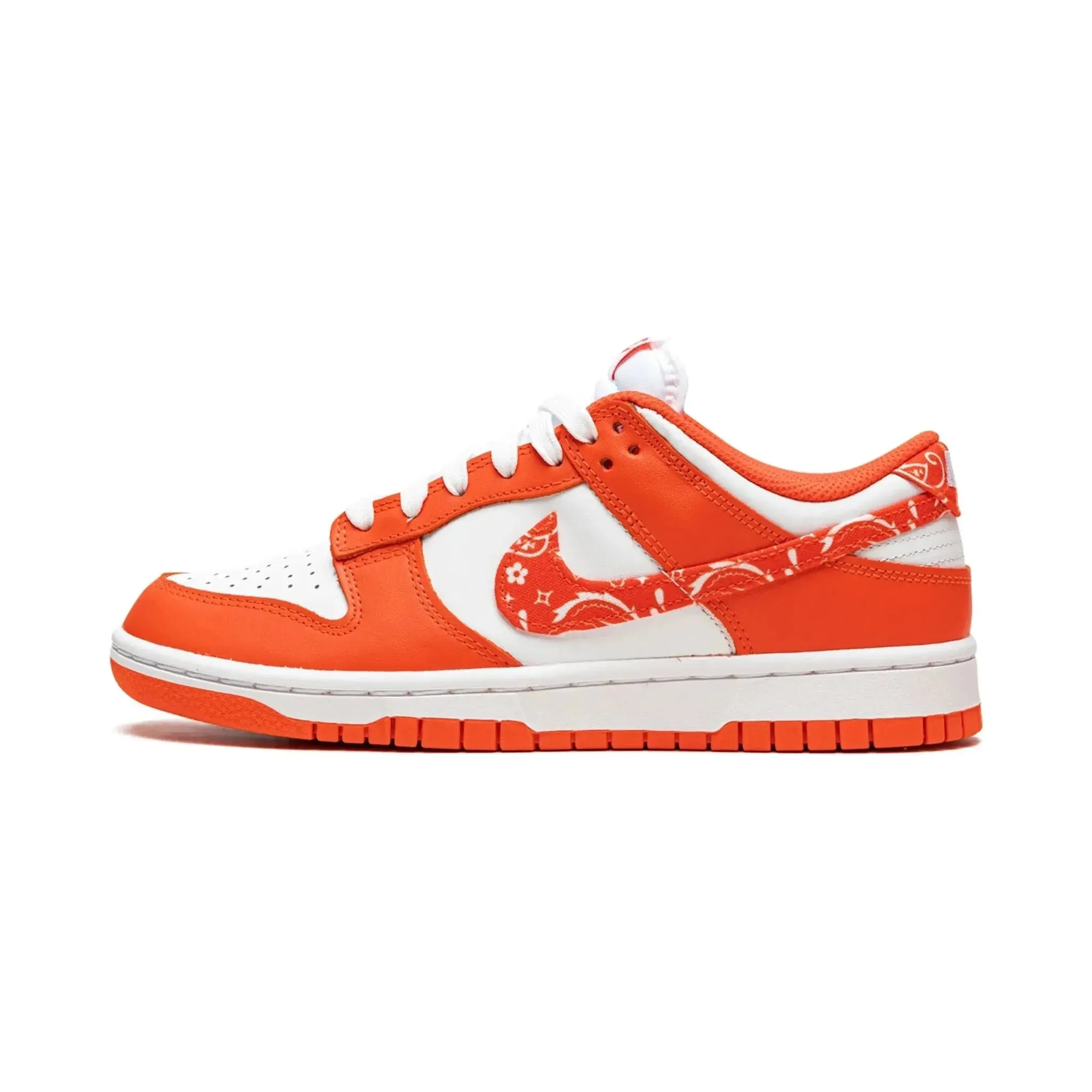 Quick Motion Nike Dunk Low "Orange Paisley" (W)