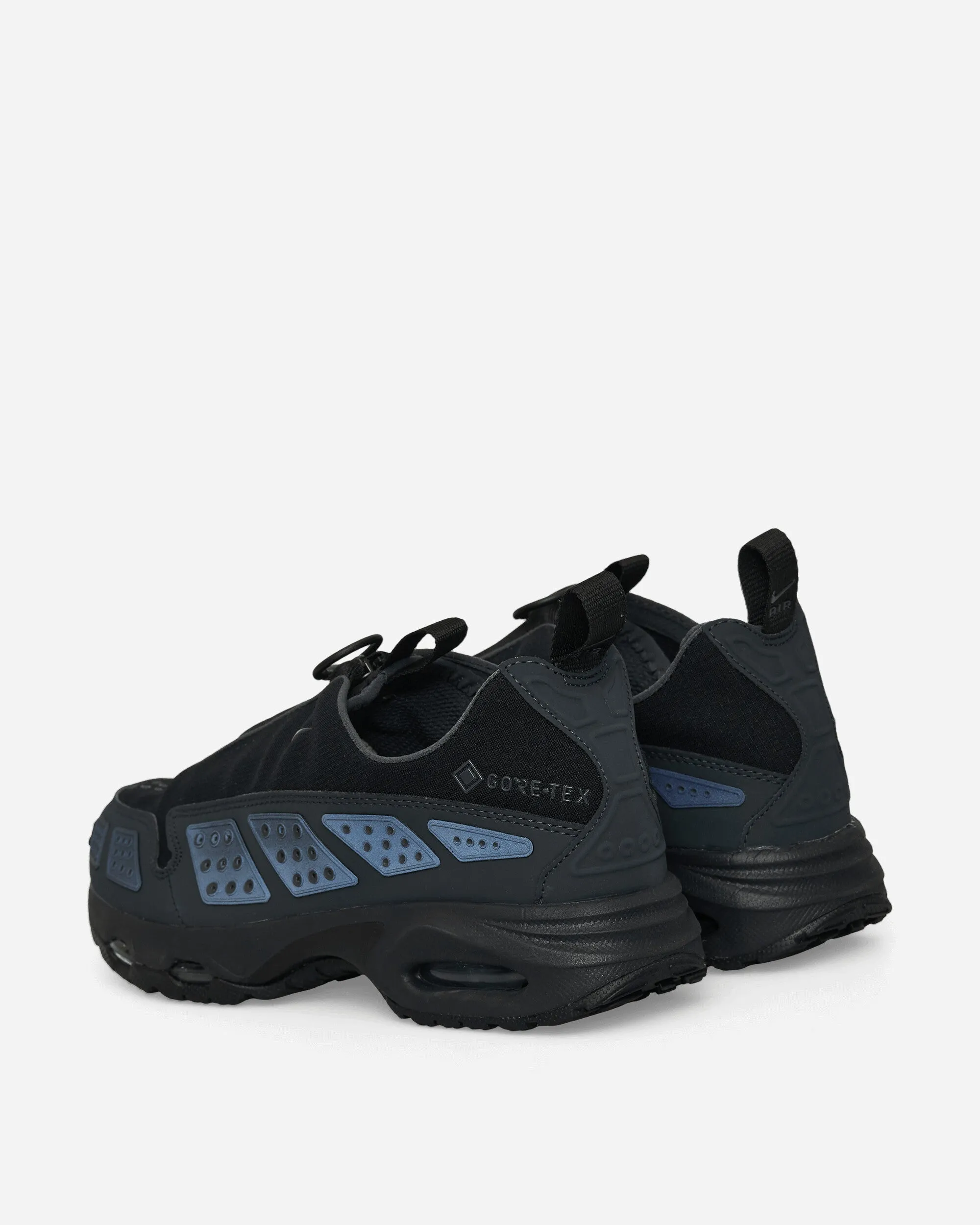 Women's Air Max SNDR GORE-TEX Sneakers Black / Dark Smoke Grey Outfit Key Sport Life