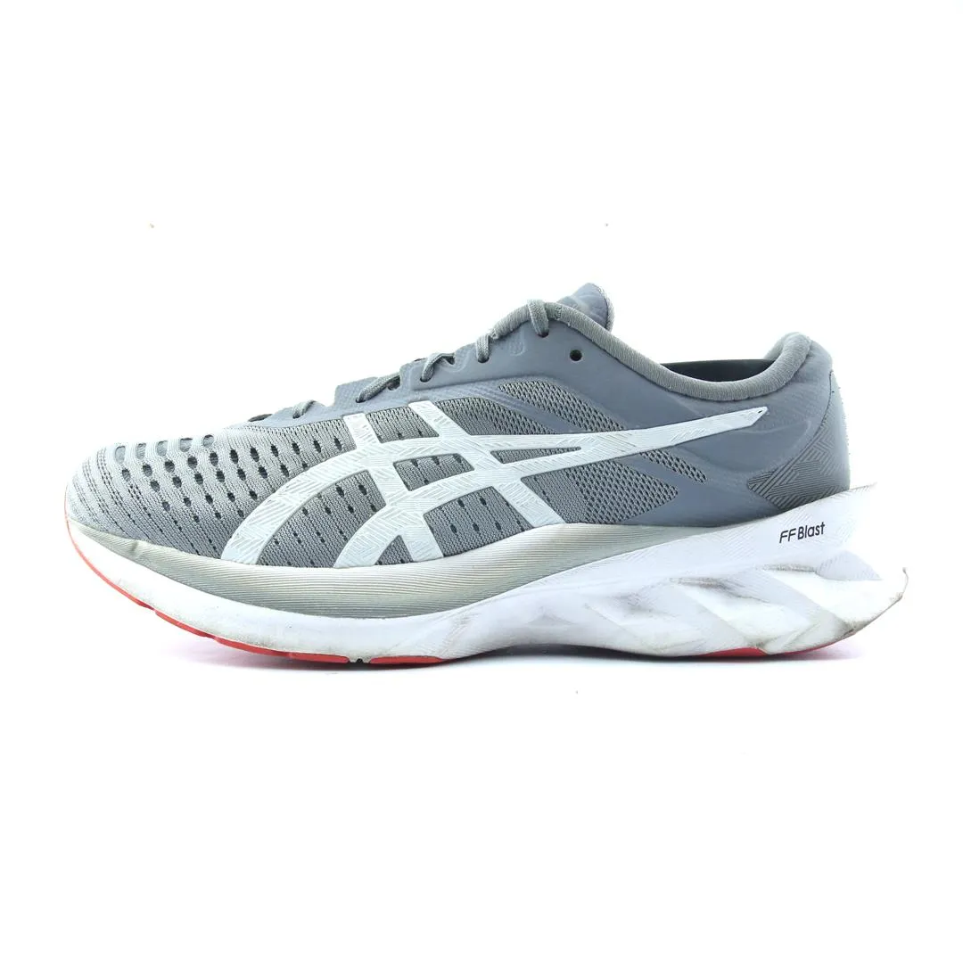 ASICS NOVABLAST Sport Active