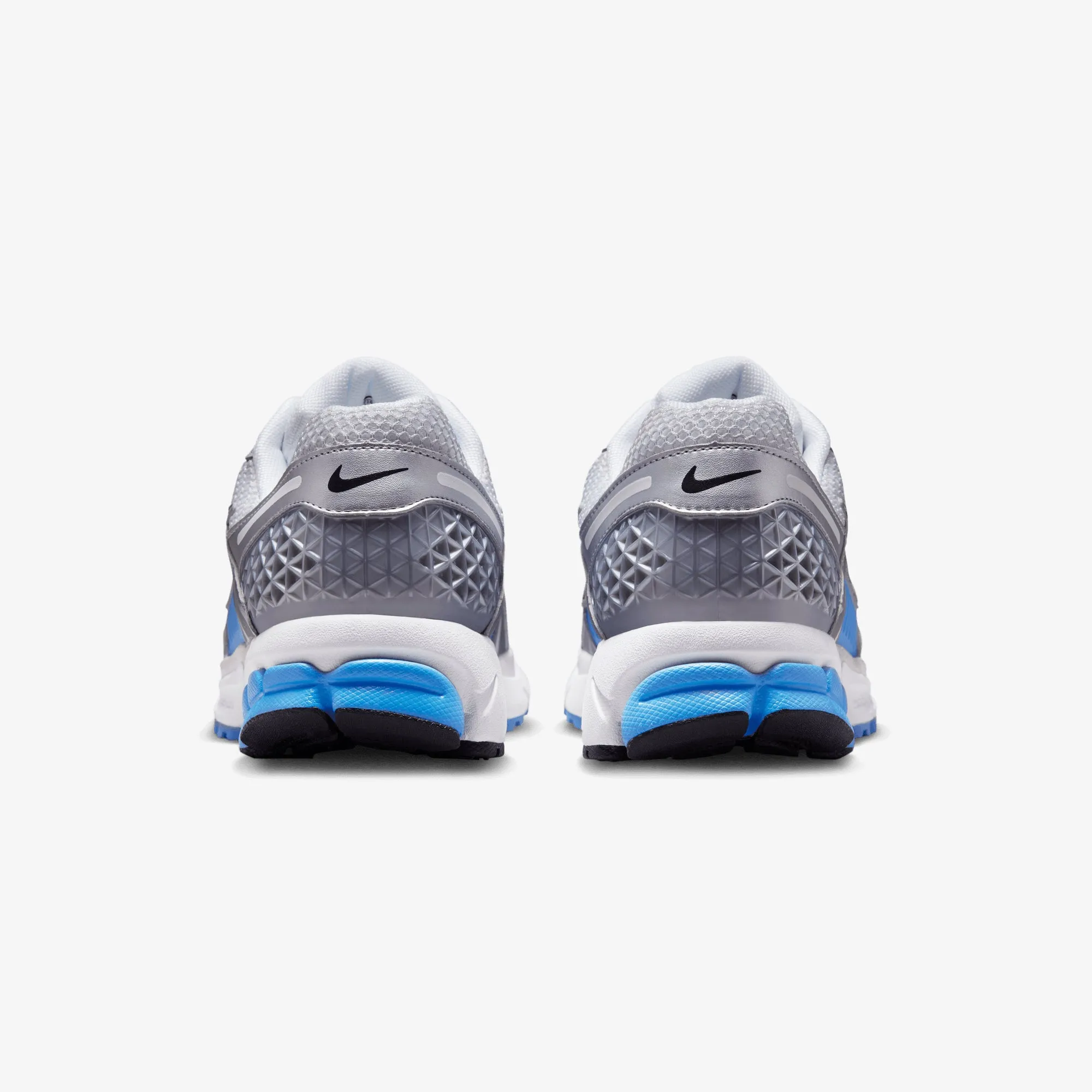 NIKE | ZOOM VOMERO 5 { WHITE/BLACK-PURE PLATINUM Soul Step