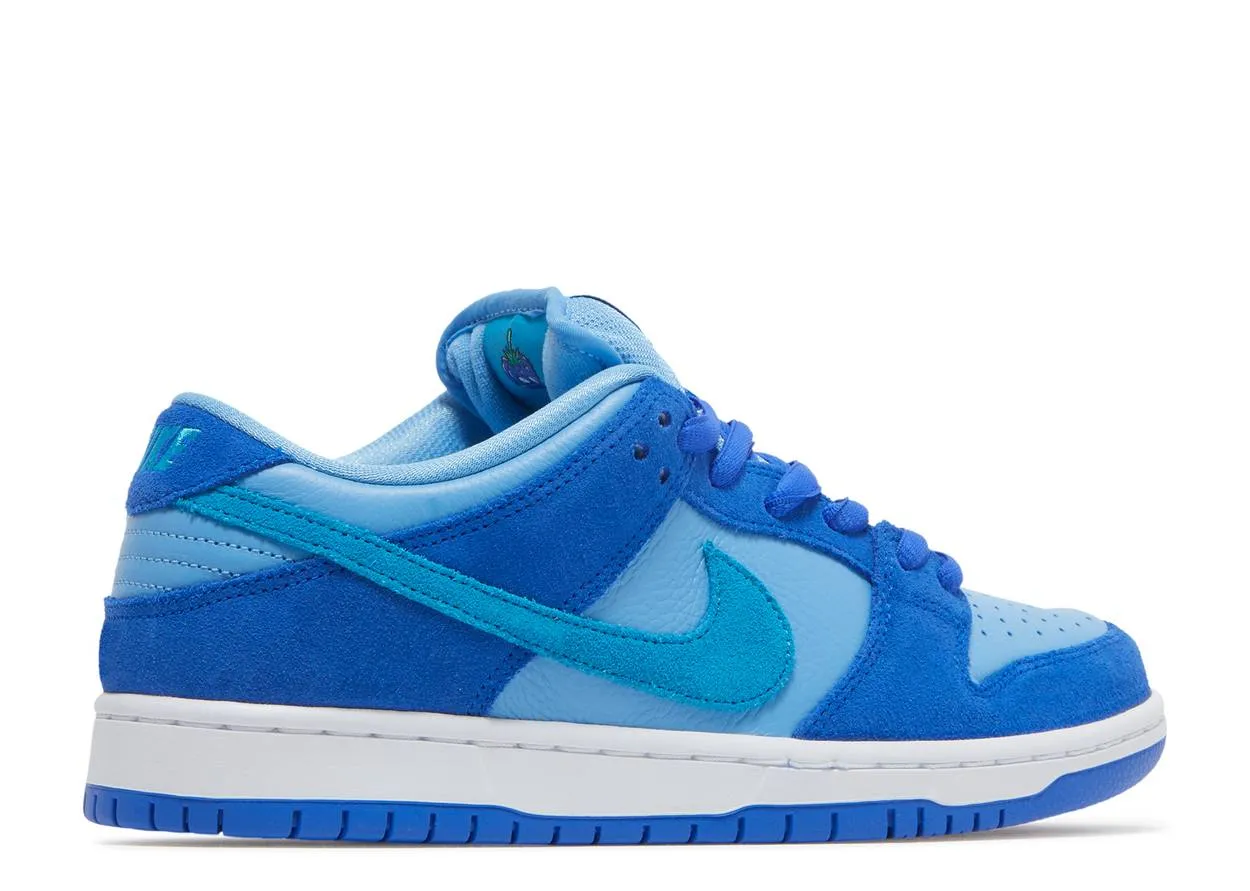 Nike SB Dunk Low Blue Raspberry Water   Resistant group run