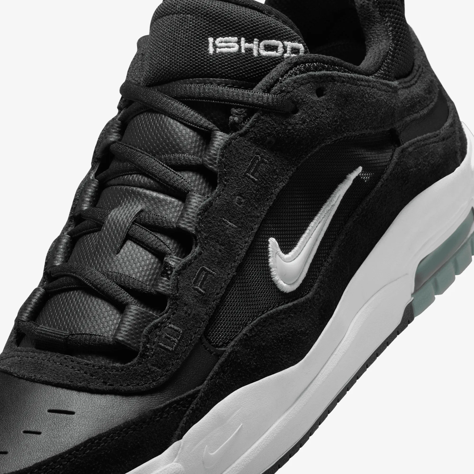 Nike | AIR MAX ISHOD { BLACK/WHITE-BLACK-BLACK Comfortable Design night walk