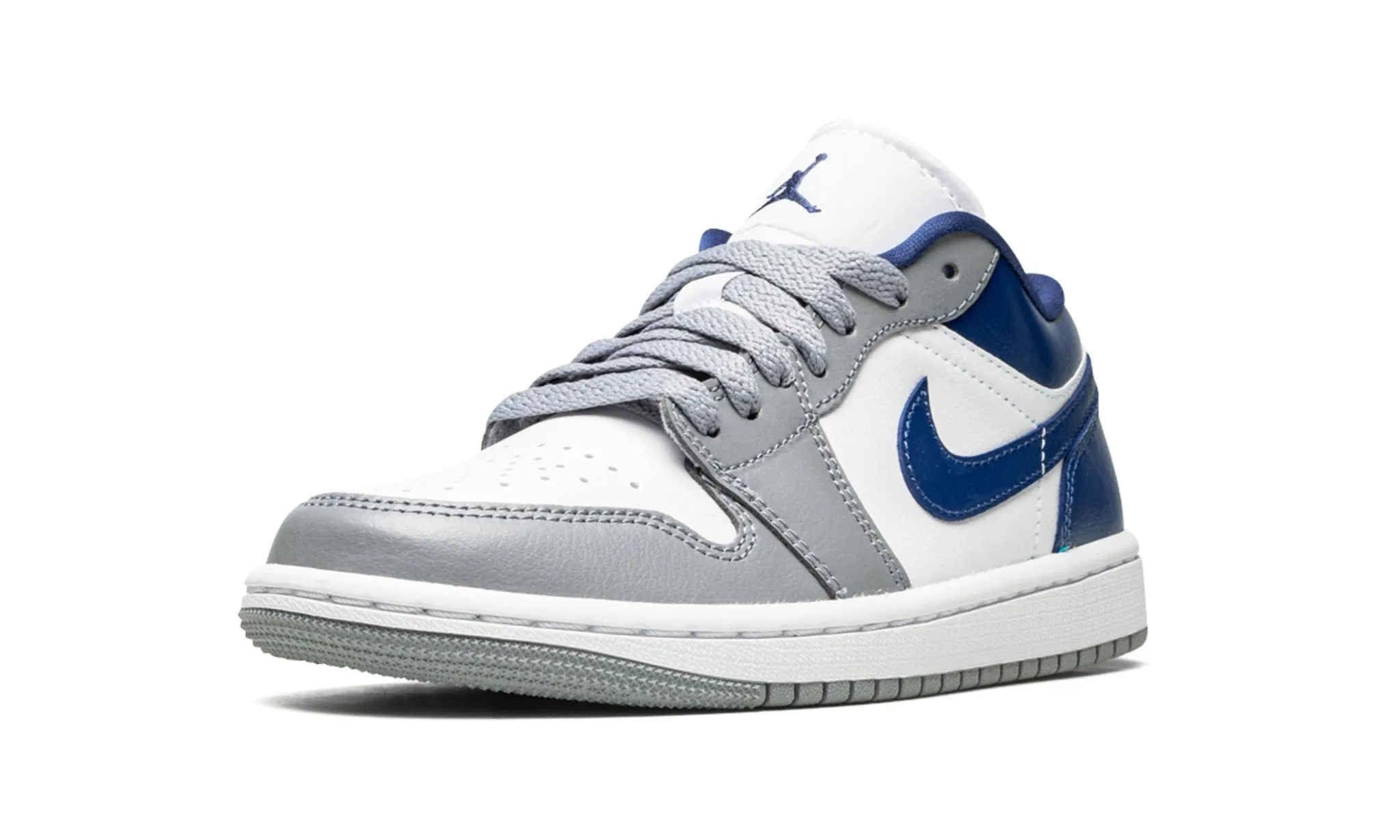 Camera Look Wmns Air Jordan 1 Low Stealth French Blue White