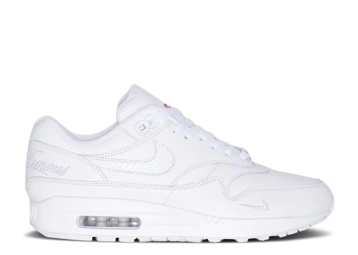 Comfort   cushion Nike Air Max 1 '87 SP Supreme Triple White