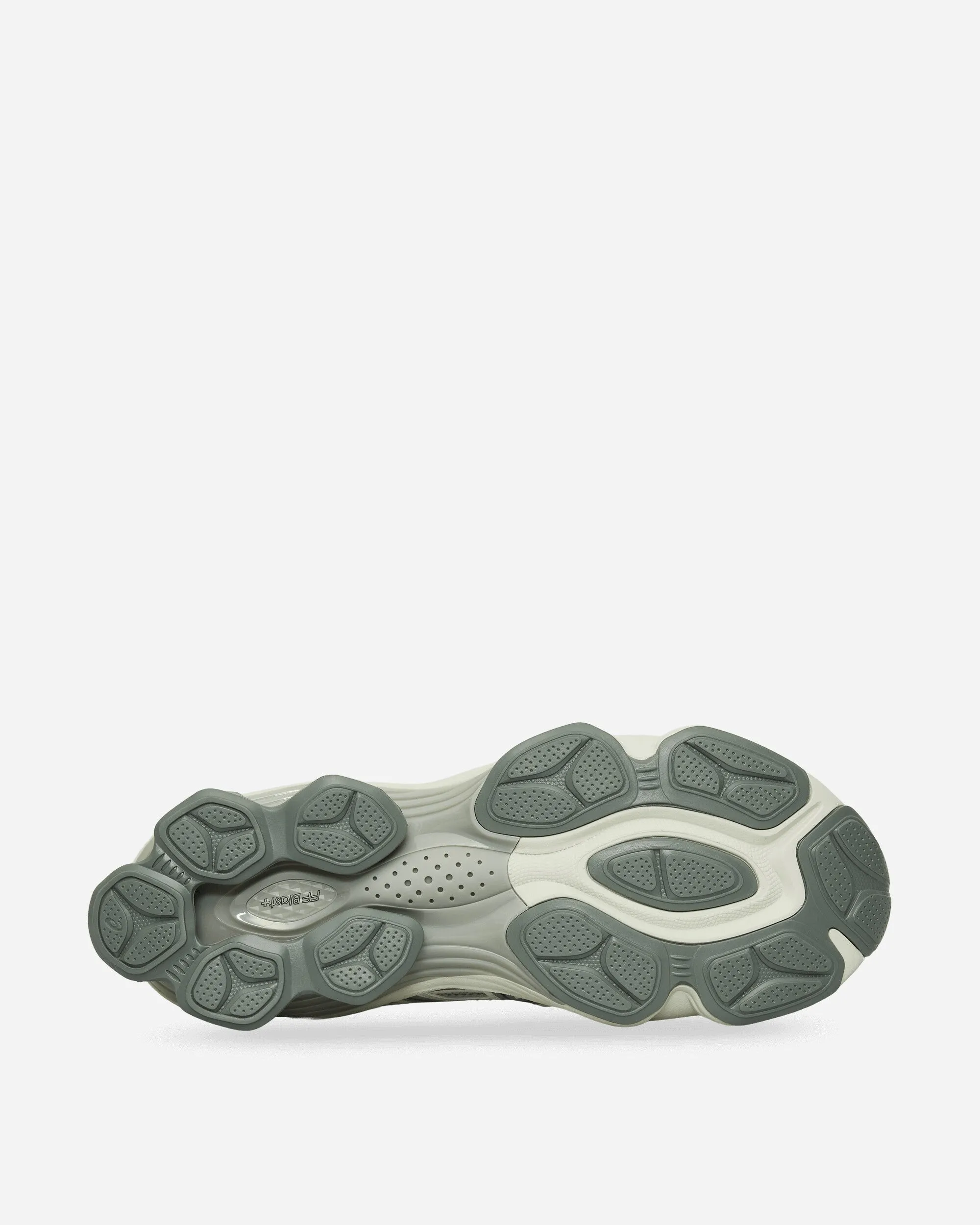 GEL-Kinetic Fluent Sneakers Seal Grey / Pure Silver Tech Glow Club Edge