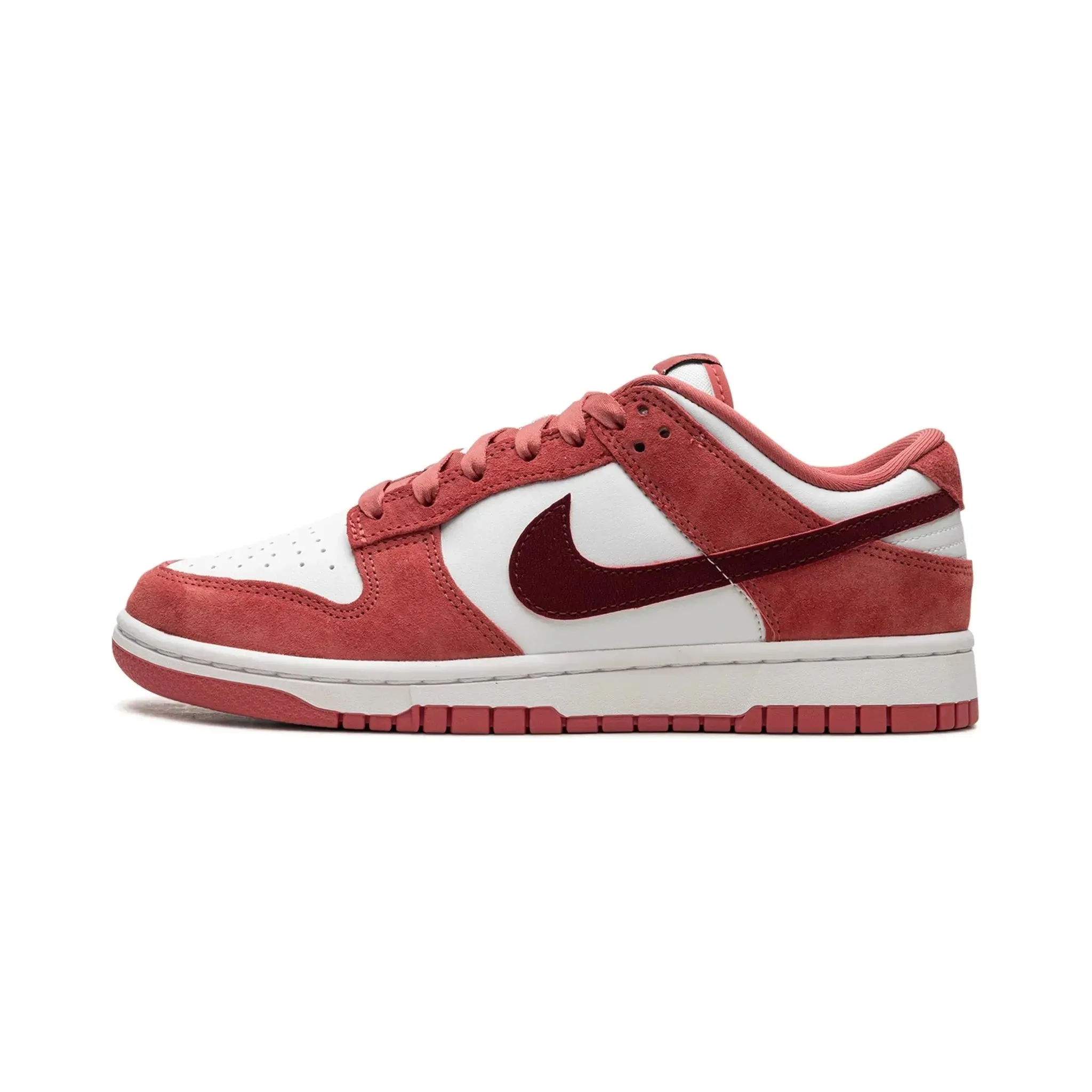 Nike DUNK LOW WMNS "Valentine's Day" Suede Soft