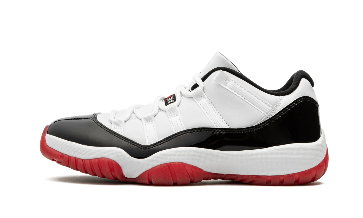 Jordan 11 Retro Low "Concord Bred" Push Hike Balanced Form