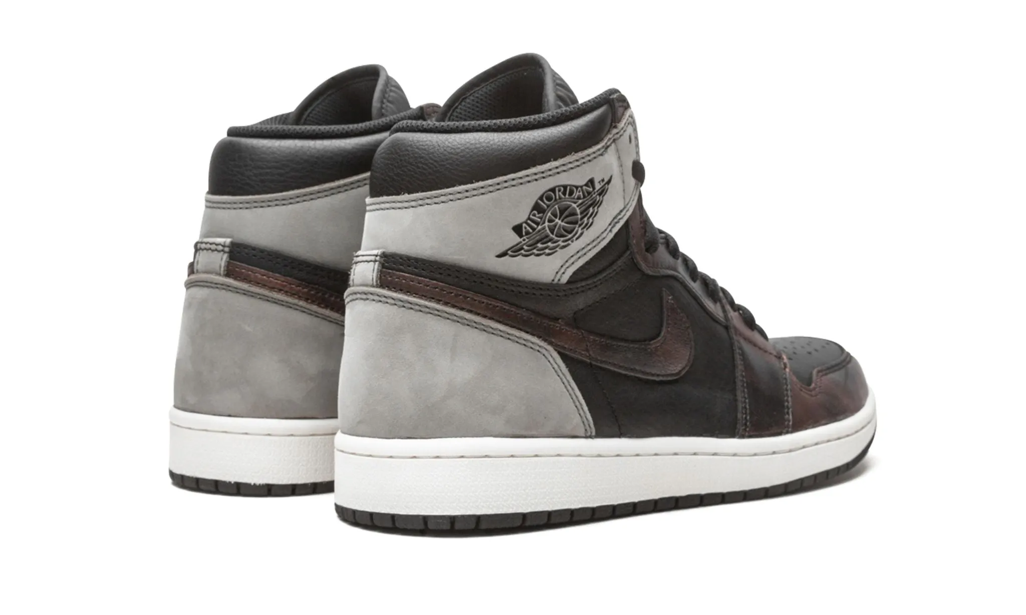 Open Walk Light Ride Air Jordan 1 Retro High OG Patina