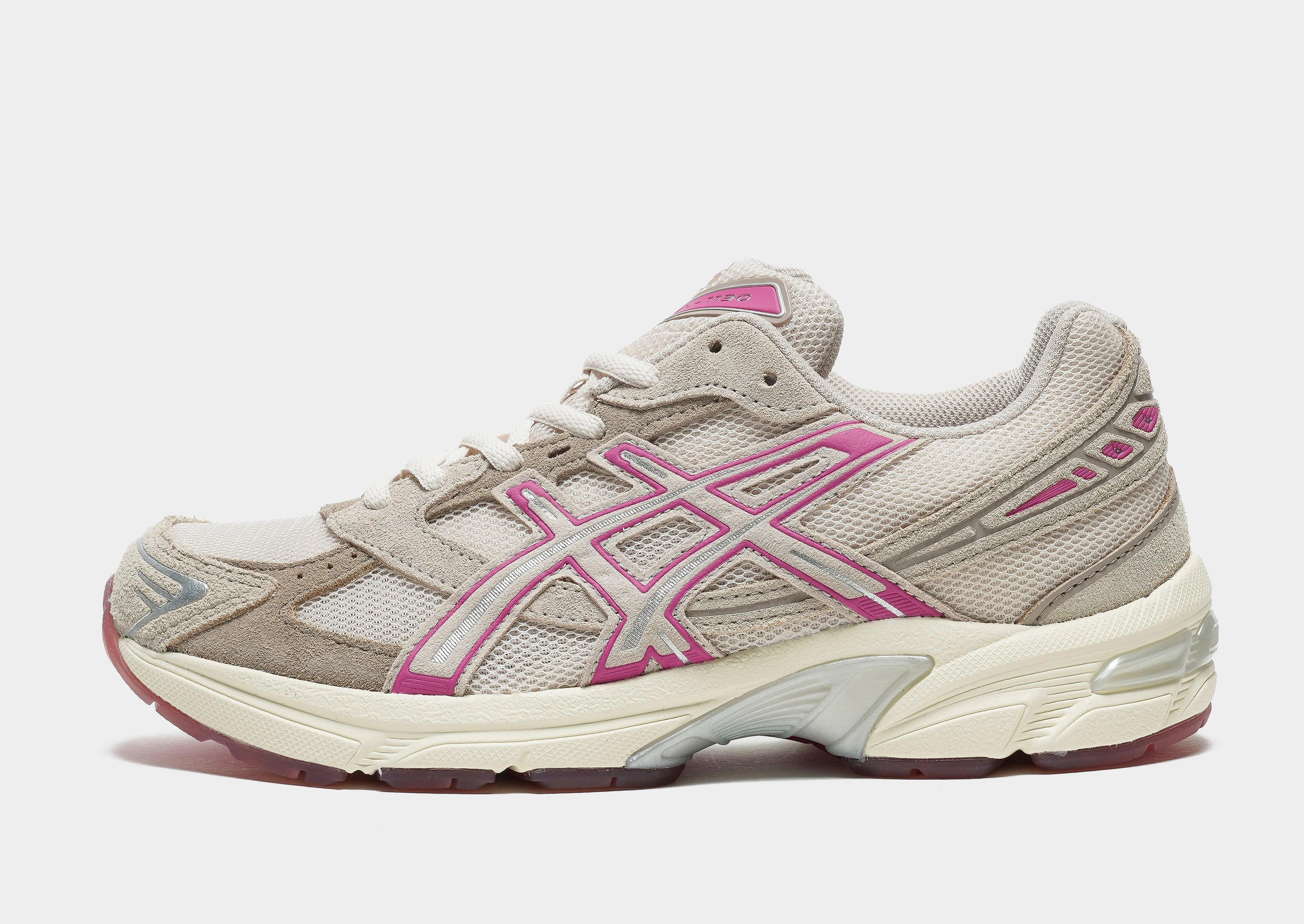 GEL-1130 Women's Modern Construction Traction pattern