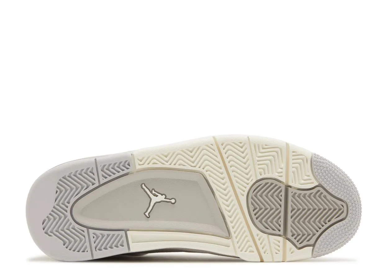 Air Jordan 4 Retro Frozen Moments Moon Step