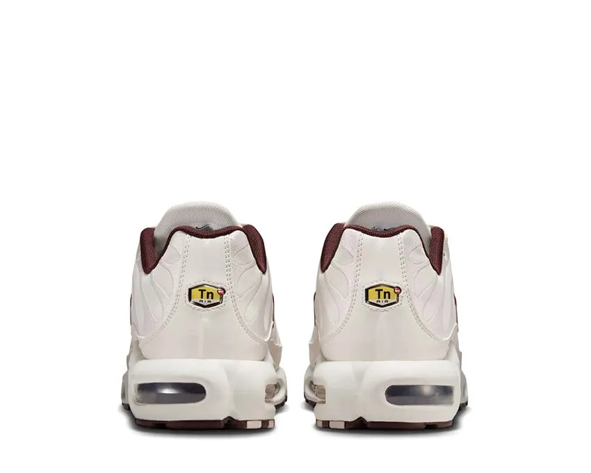 Round Toe Design Nike Air Max Plus Premium "Phantom"