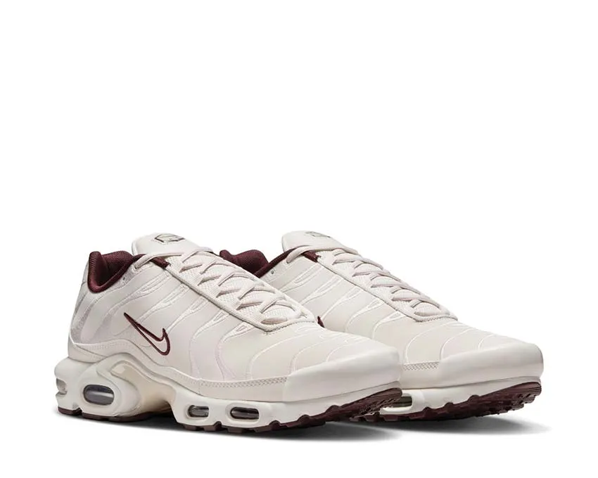 Flex Technology Nike Air Max Plus Premium "Phantom"