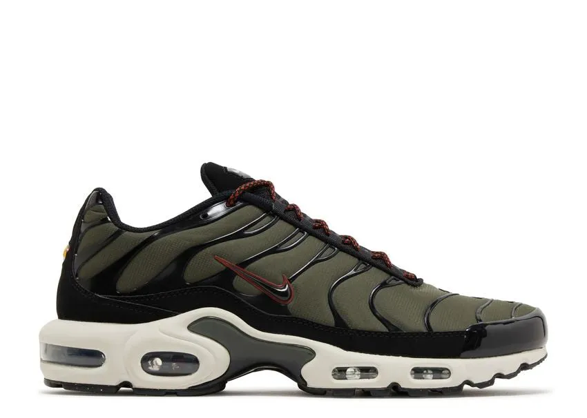 Street Movement Nike Air Max Plus Cargo Khaki Phantom