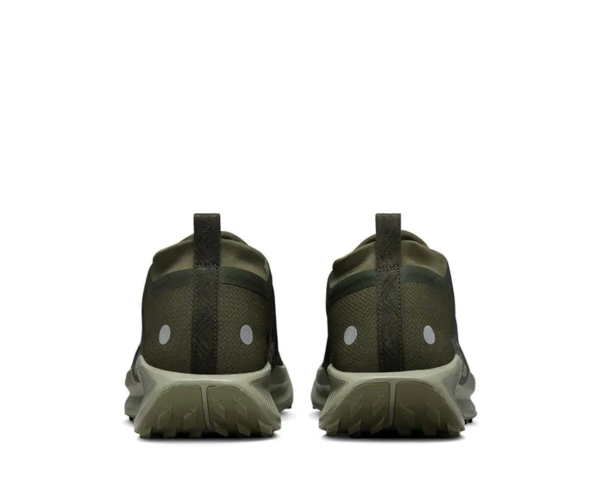 heavy - duty construction shoes Nike Pegasus Trail 5 Gore-Tex SP "Sequoia"
