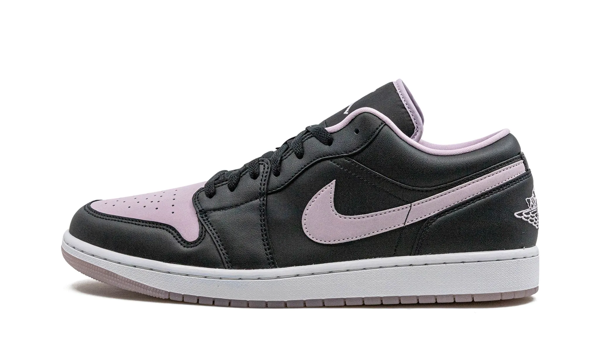 Air Jordan 1 Low SE Black Iced Lilac Summer Base Tech Knit