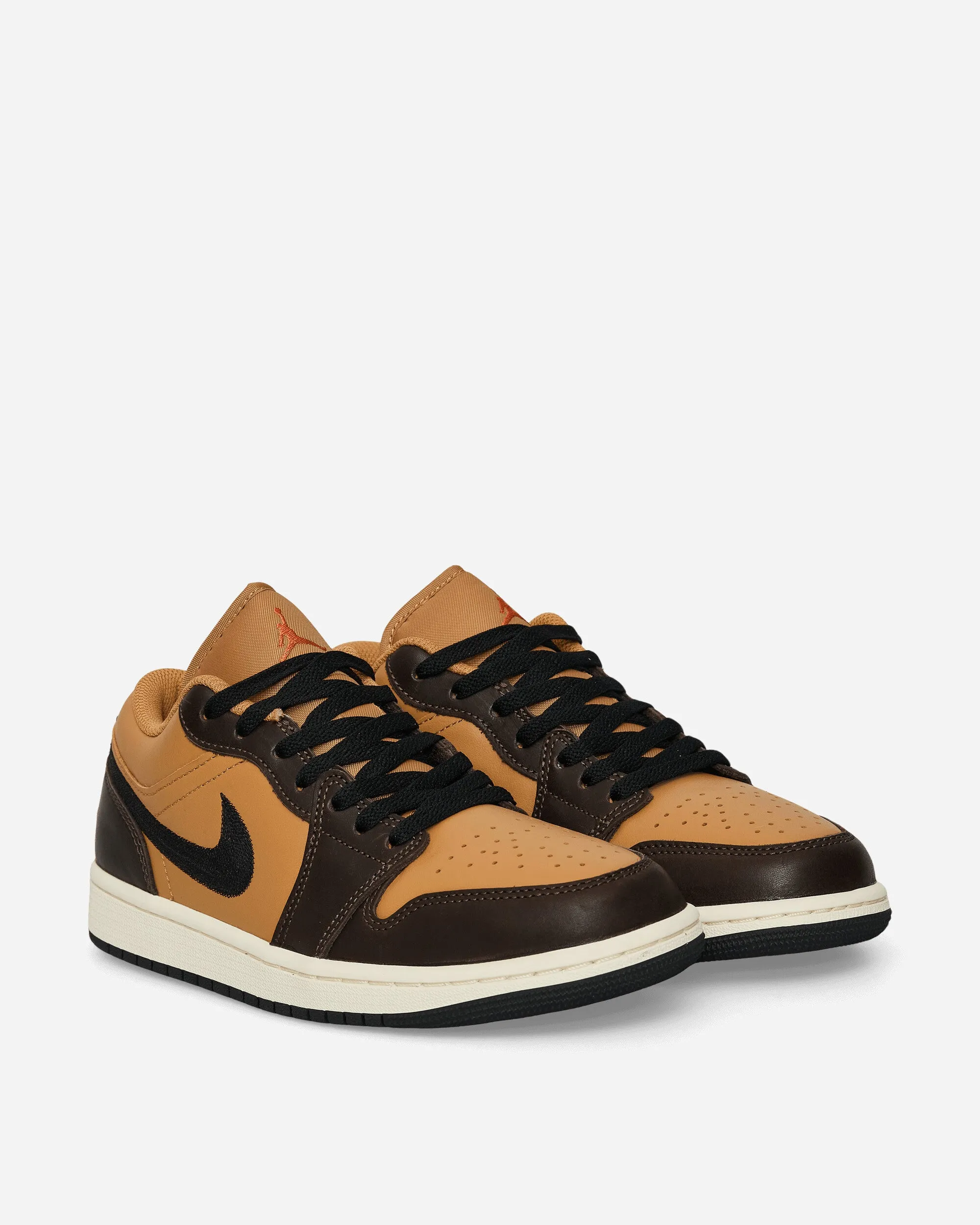 Air Jordan 1 Low Sneakers Flax / Baroque Brown Slim Line