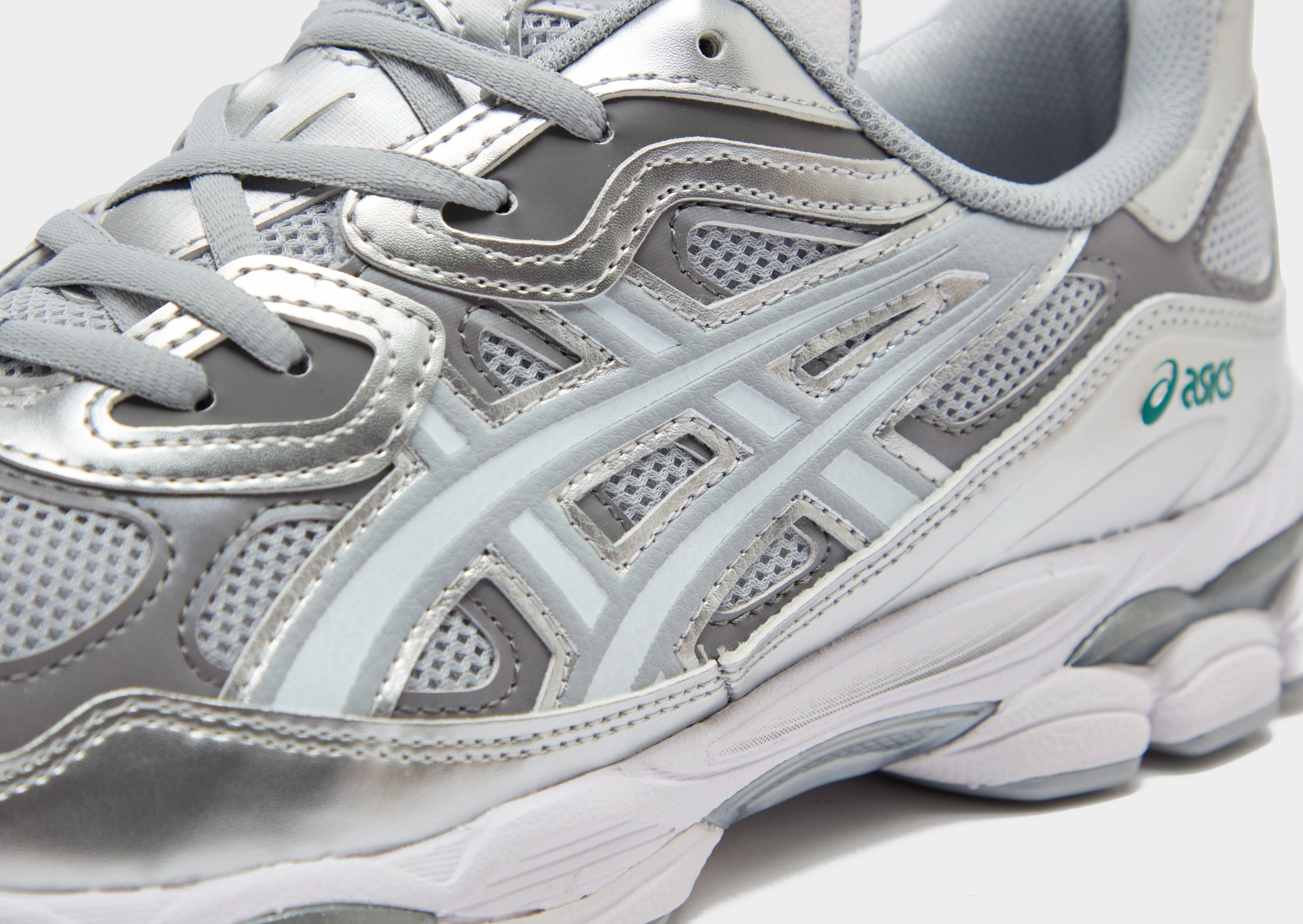 Rigidity to Flex Ratio Zoned Cushioning GEL-NYC Women's