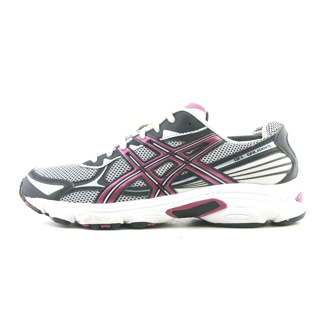 Skate Cool ASICS  GEL GALAXY 5