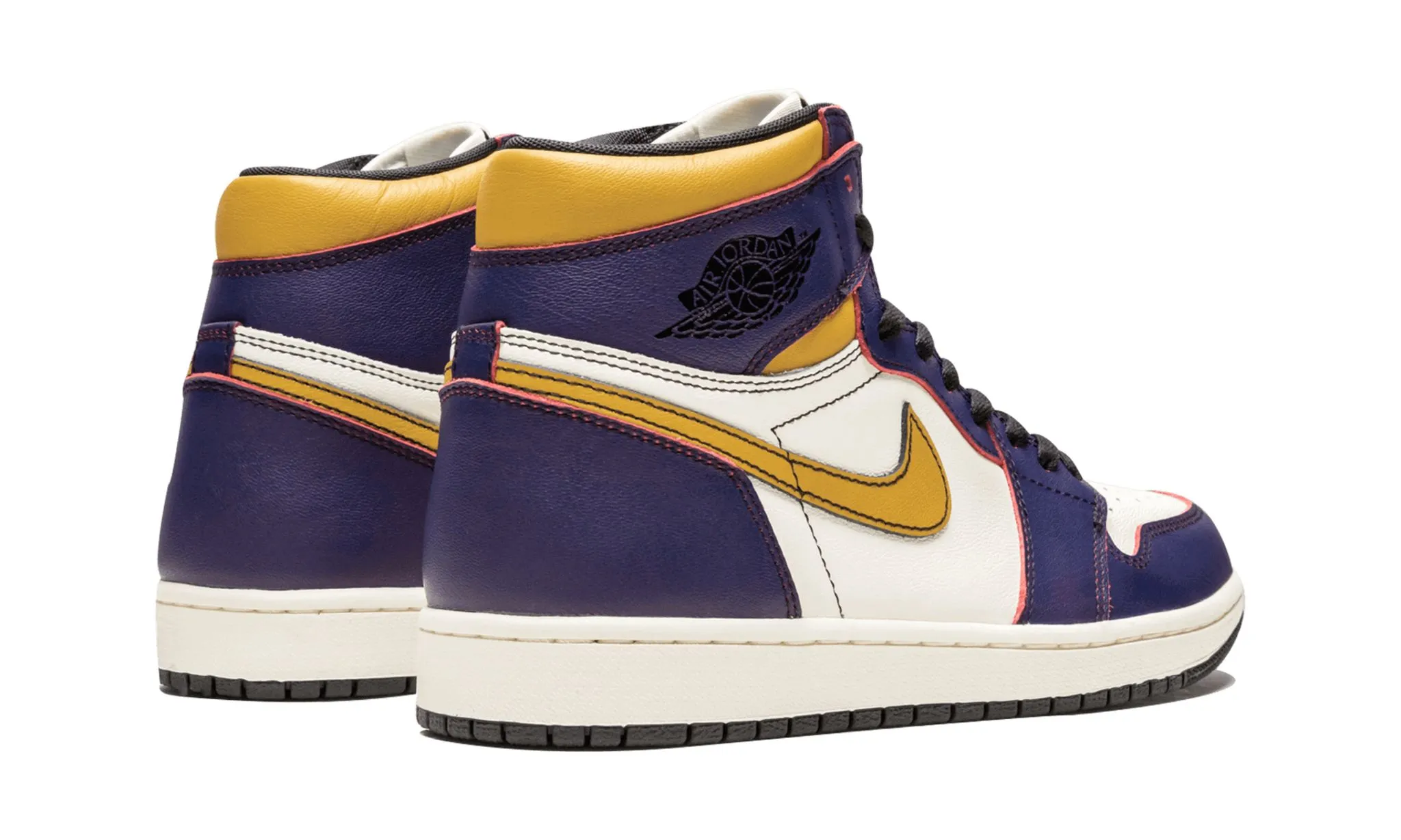 Air Jordan 1 Retro High SB La To Chicago March Step