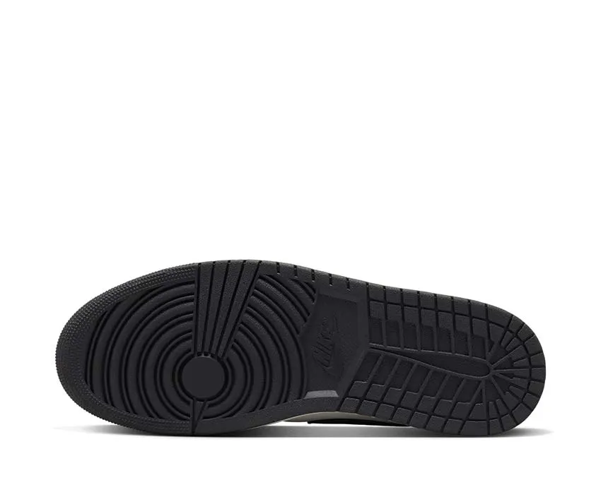 Air Jordan 1 Low OG "Mocha" Breathability