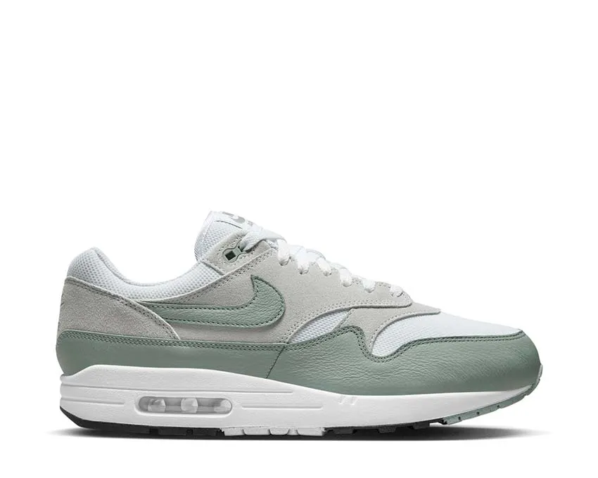 Walkable Fit Quiet Traction Nike Air Max 1 SC ?Mica Green?