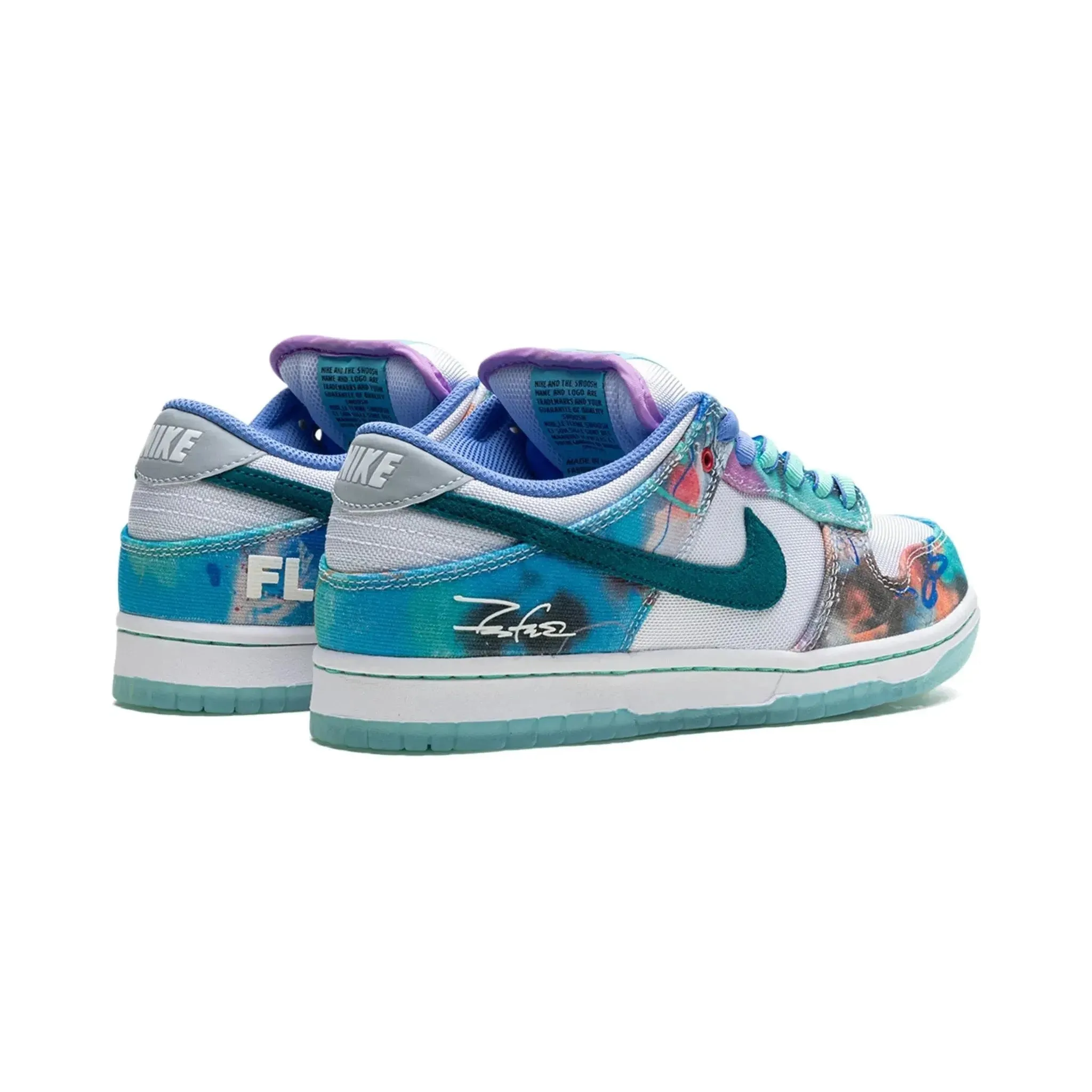 NIKE DUNK LOW SB "Futura Laboratories - Bleached Aqua" water proof