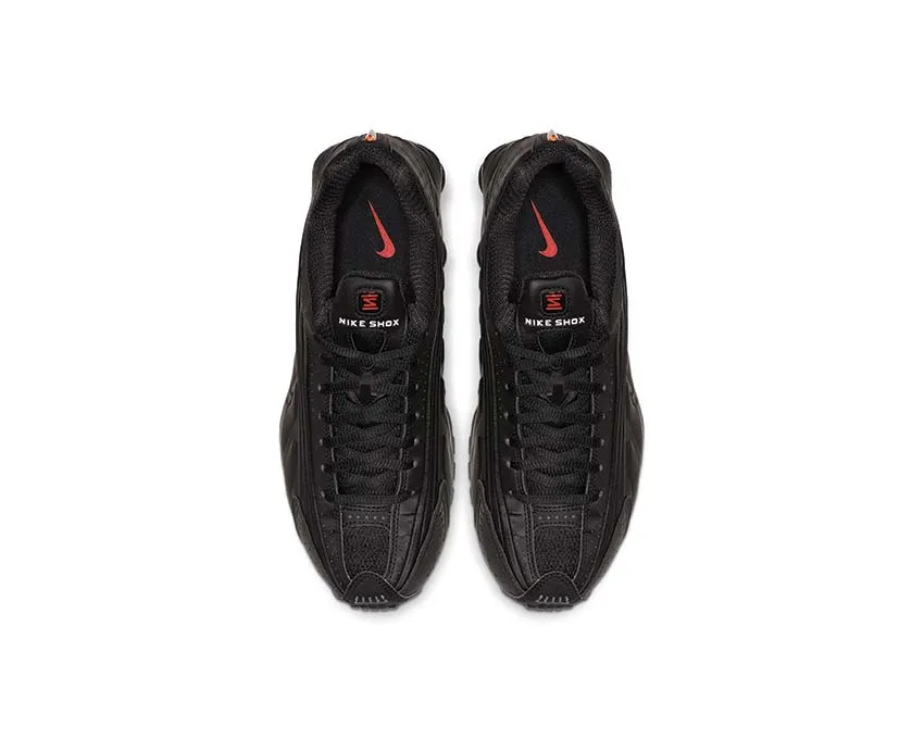 running in a triathlon Cushioned - tongue Nike Shox R4
