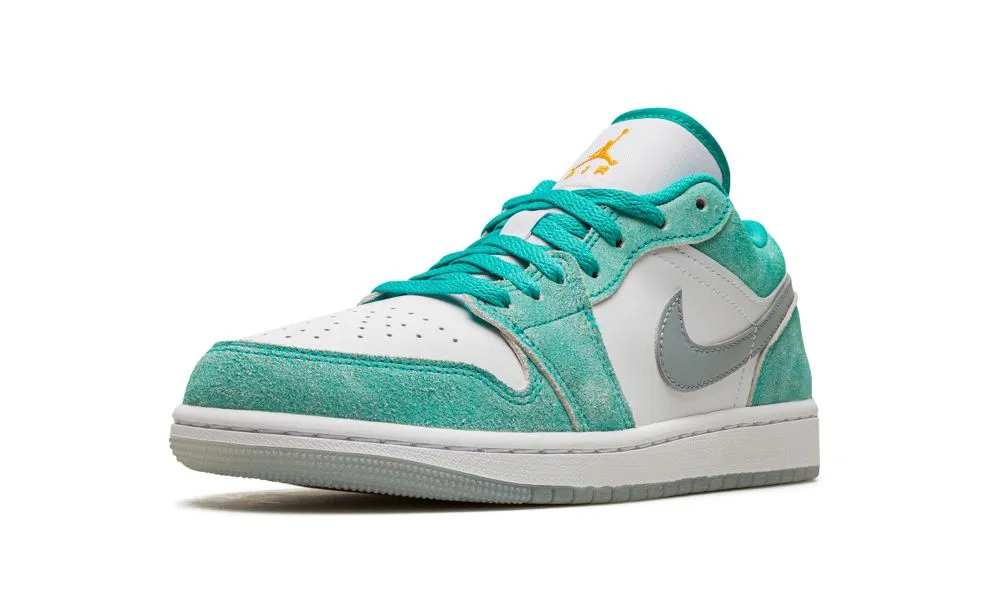 Zip Up Rich Jewel Air Jordan 1 Low Emerald