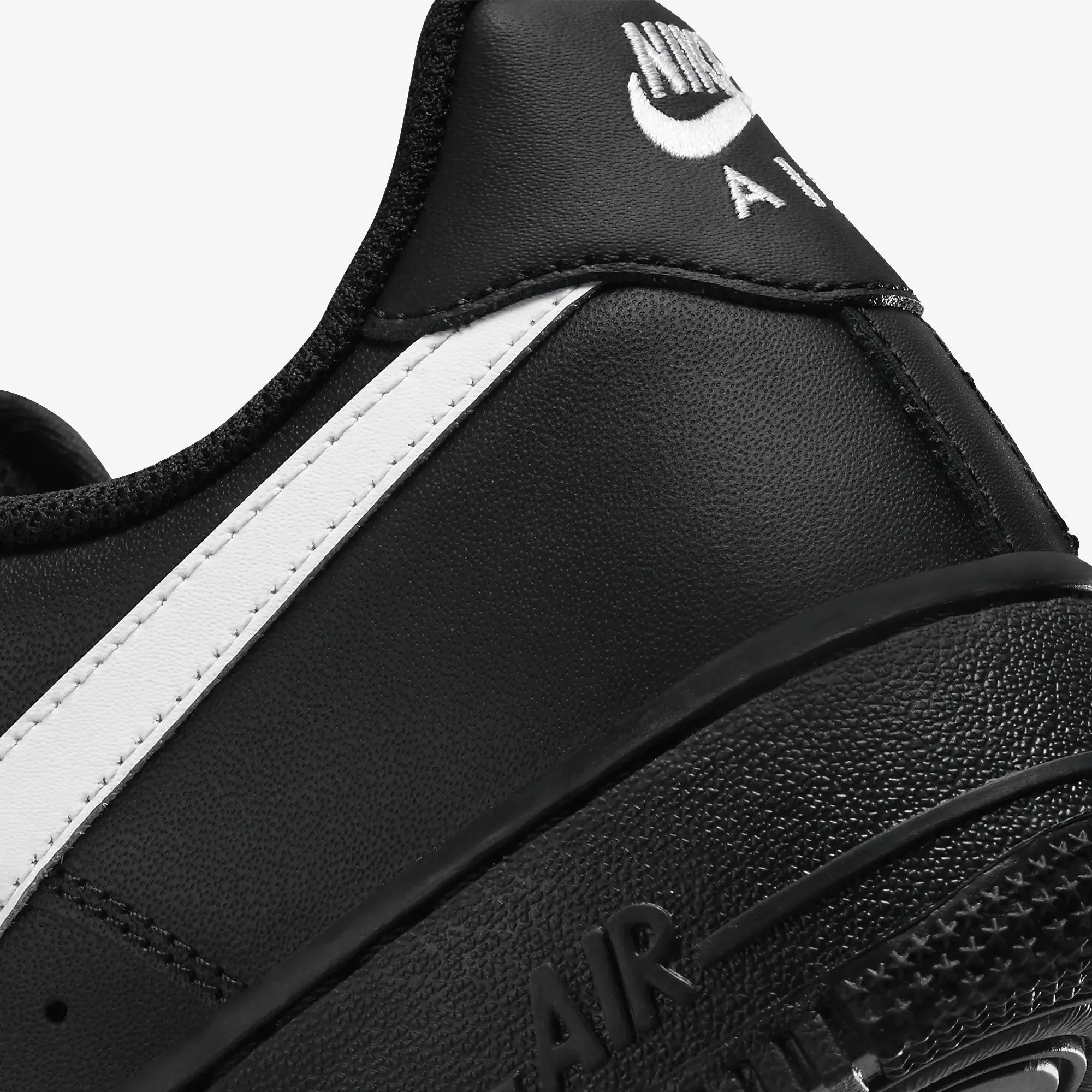 NIKE | AIR FORCE 1 '07 { BLACK/WHITE-BLACK Sport Edge Comfortable