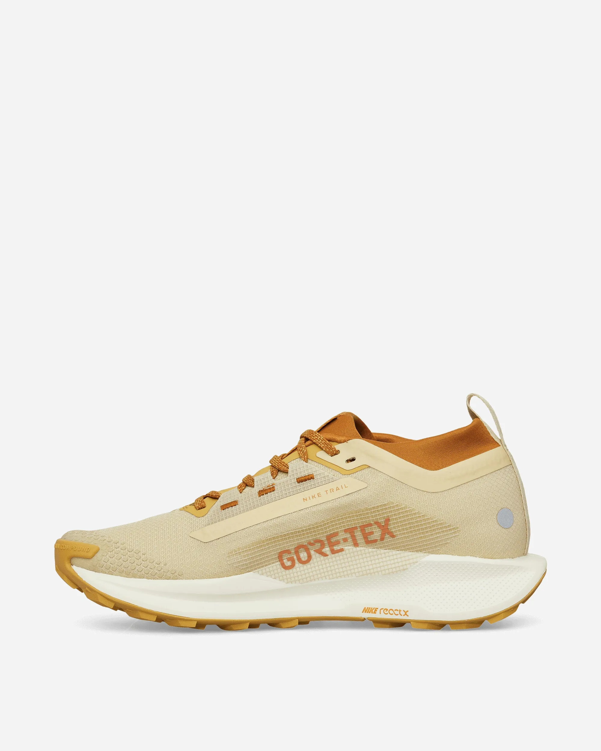 Arch Fit Gold Tone Pegasus Trail 5 GORE-TEX Sneakers Team Gold / Desert Ochre