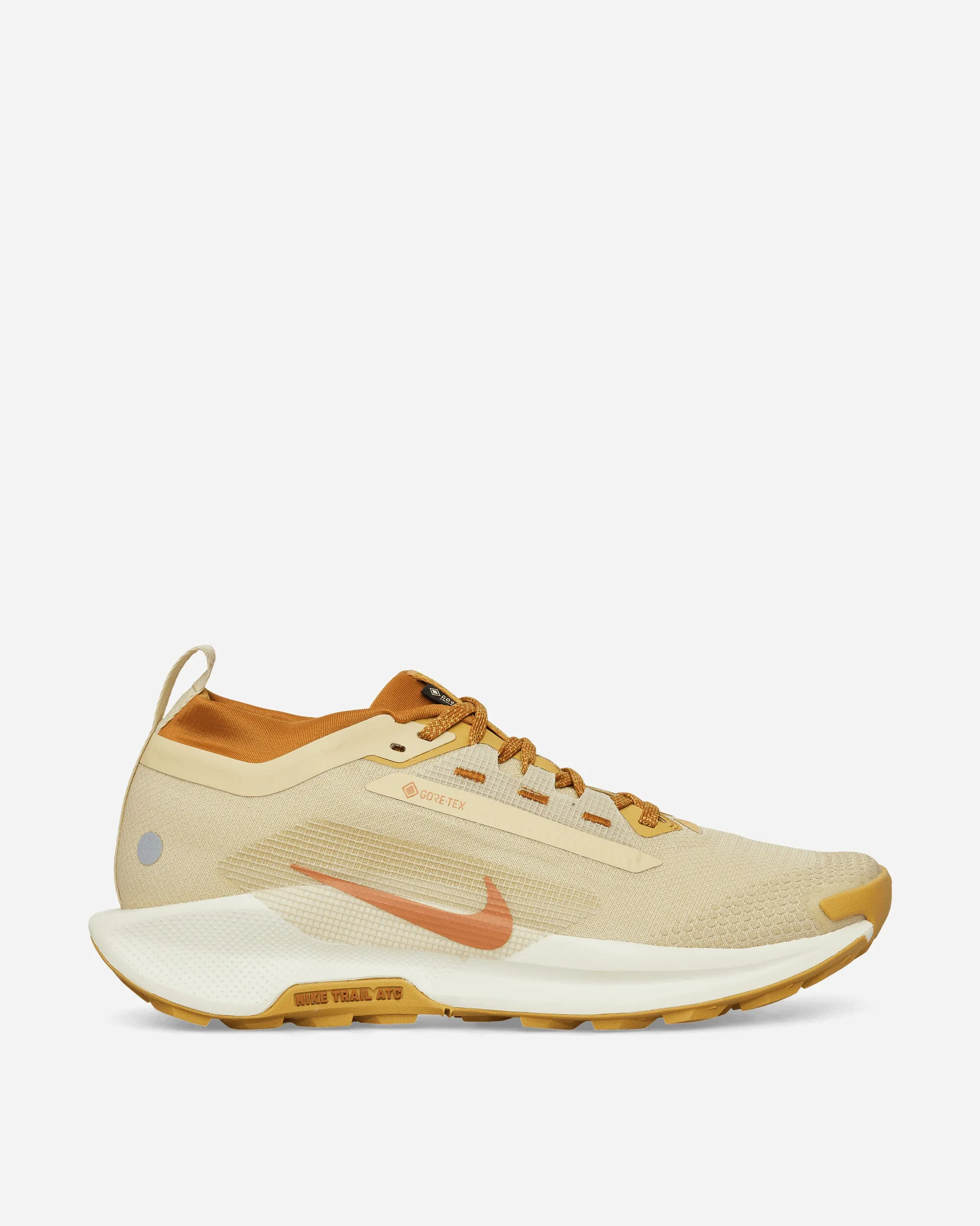 Silk Feel Love Glow Pegasus Trail 5 GORE-TEX Sneakers Team Gold / Desert Ochre