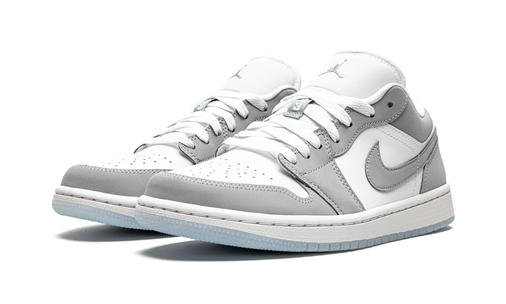 Wmns Air Jordan 1 Low Wolf Grey Foot Ease Run Free