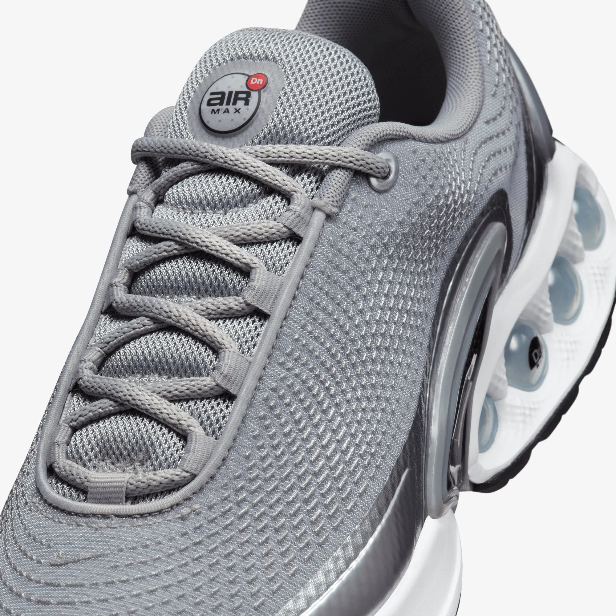 Comfort Lining Nike | AIR MAX DN { METALLIC SILVER/METALLIC SILVER-WHITE